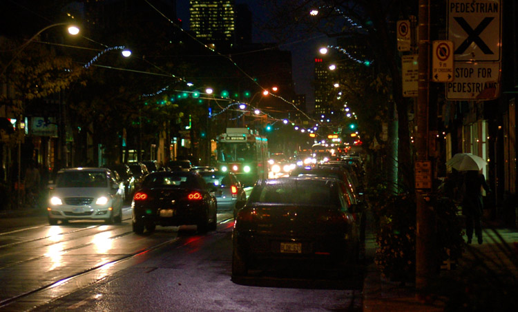 traffic on King St. East at night 